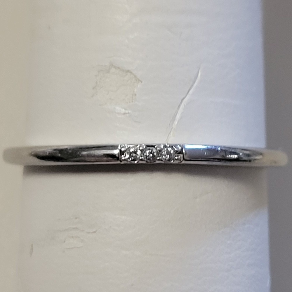 Elegant Signed SU CH CZ Silver Tone Band Stacking Ring W/ Cubic Zirconias Size 8